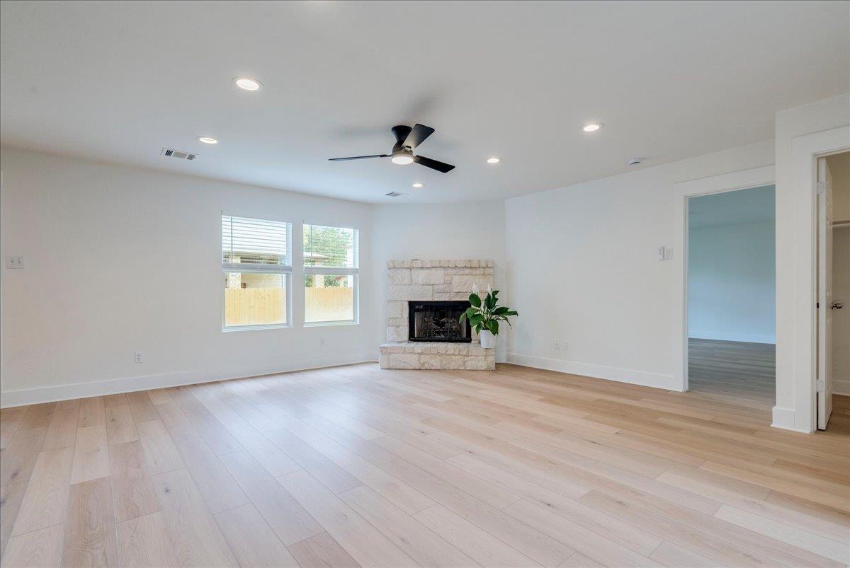 171 Orion Cove Kyle TX 78640