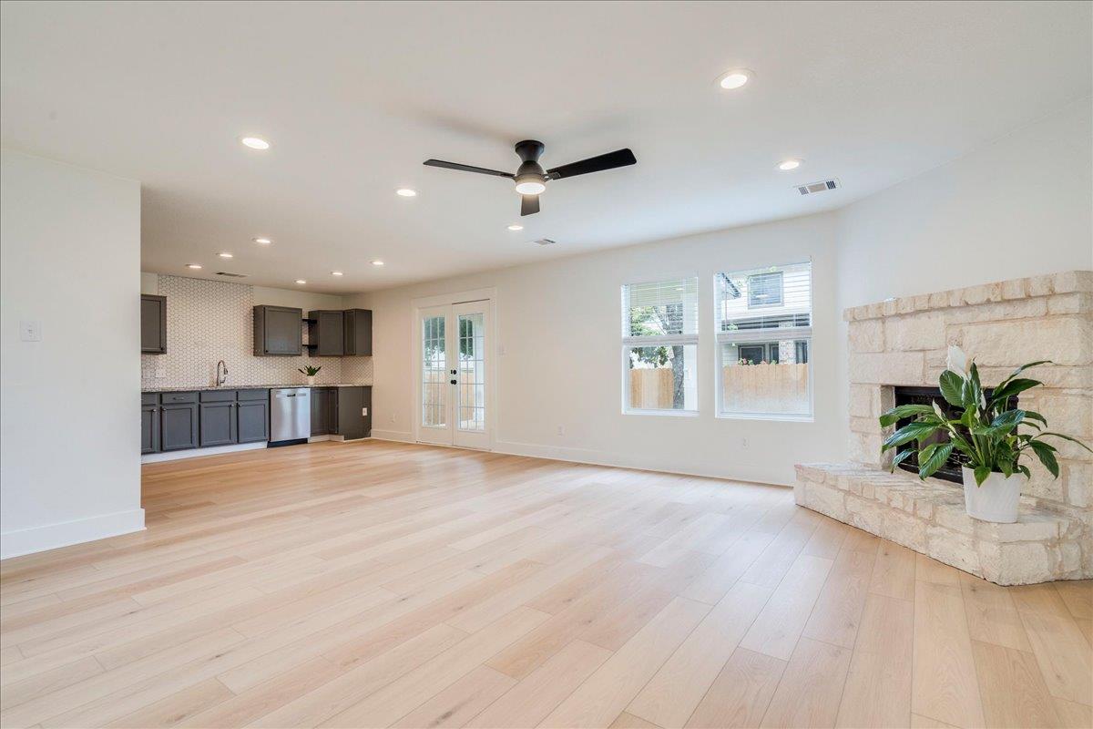 171 Orion Cove Kyle TX 78640