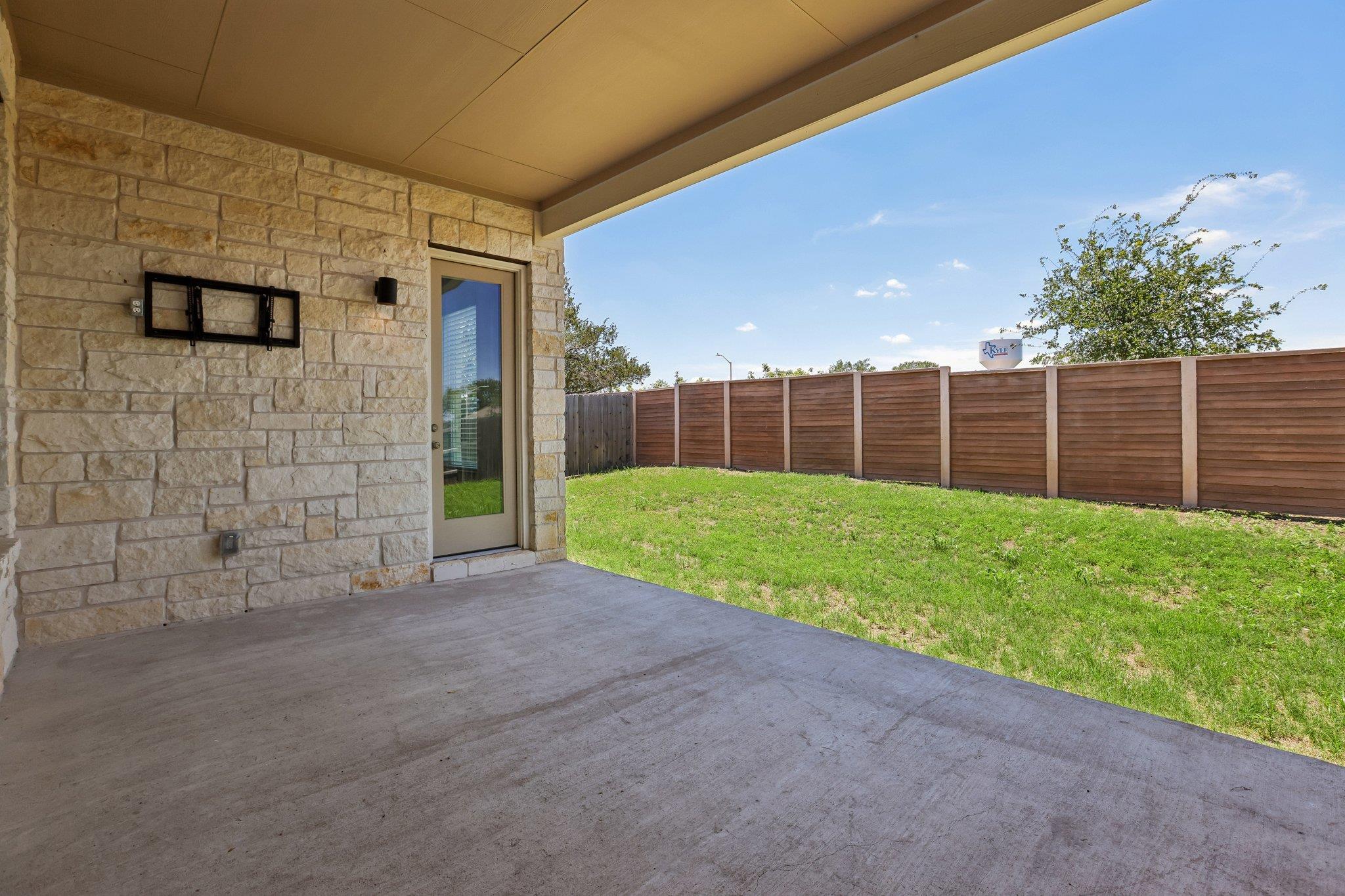 317 Independence Drive Kyle TX 78640