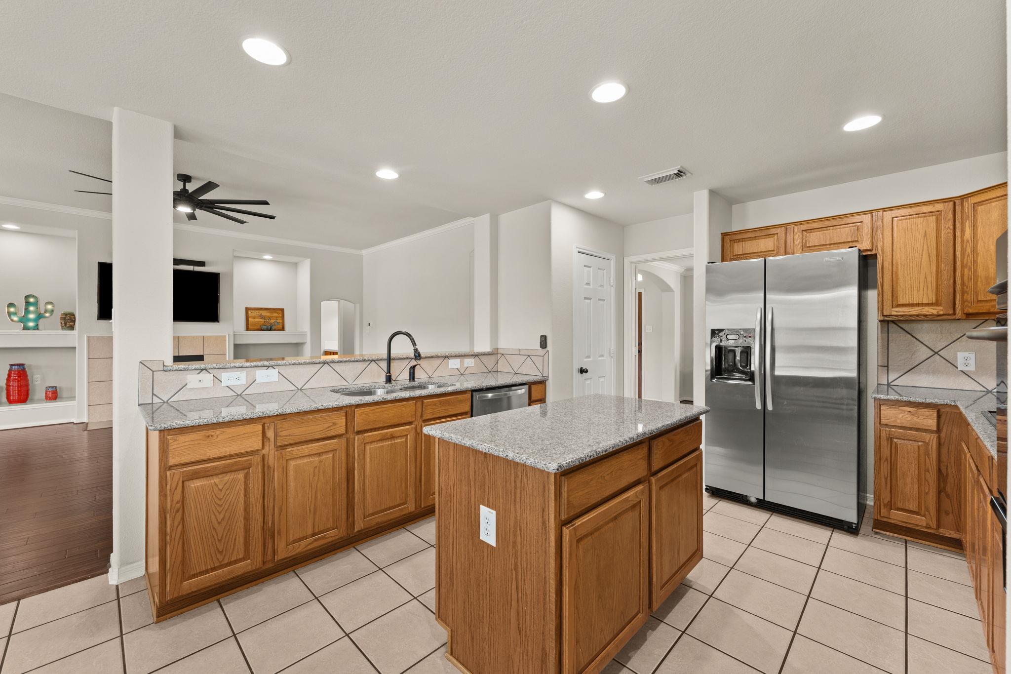 2201 Improver Road Spicewood TX 78669