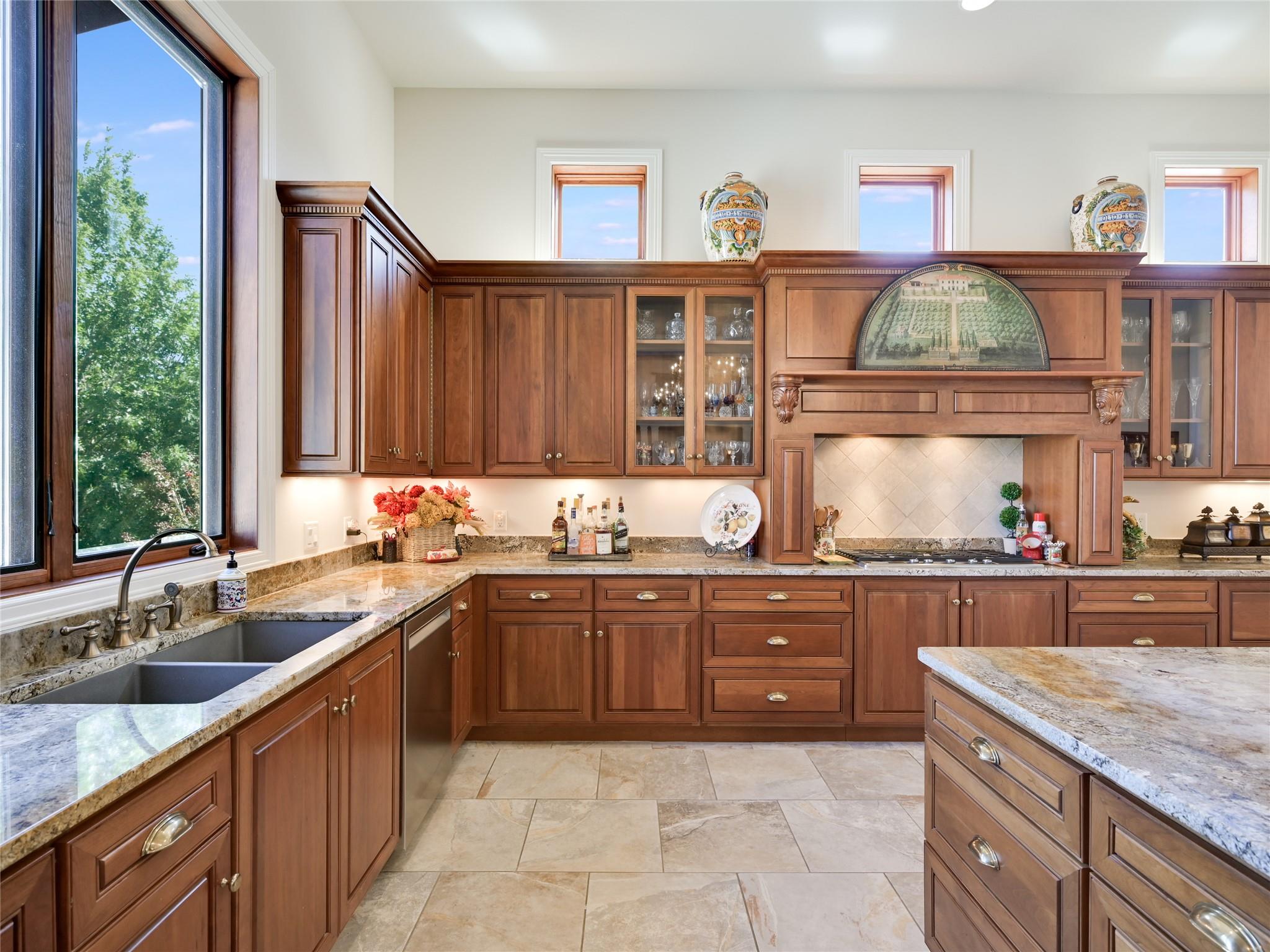 27206 Waterfall Hill Parkway Spicewood TX 78669
