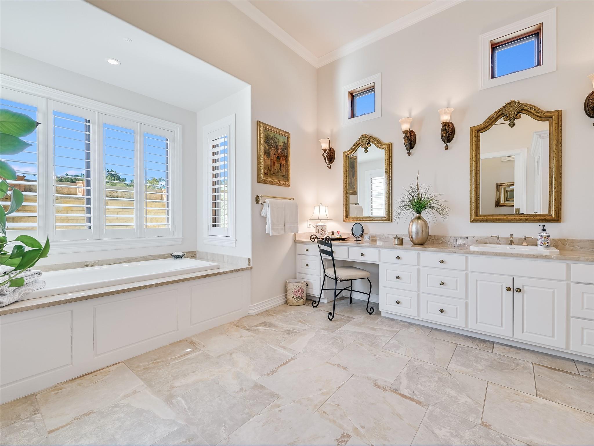 27206 Waterfall Hill Parkway Spicewood TX 78669