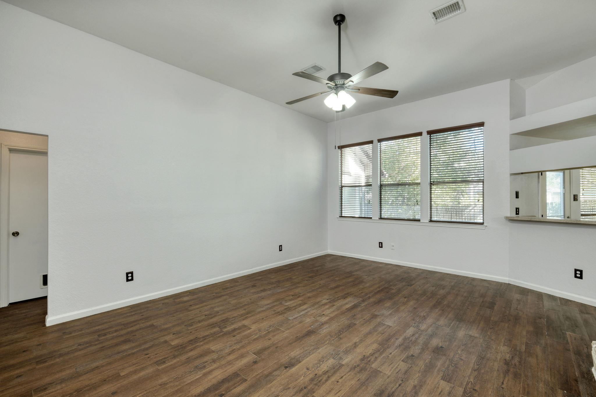 1810 Parkwood Drive Leander TX 78641