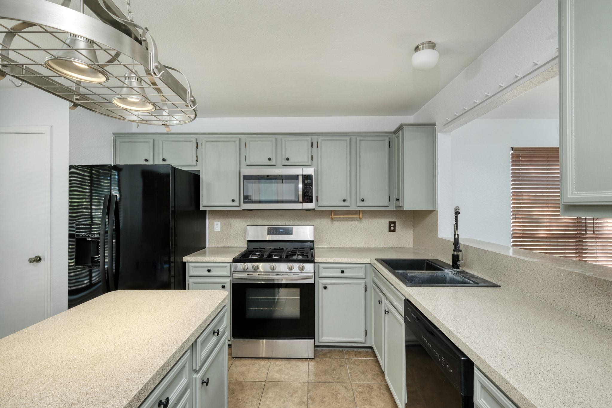 1810 Parkwood Drive Leander TX 78641