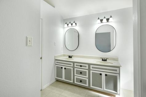 1810 Parkwood Drive Leander TX 78641