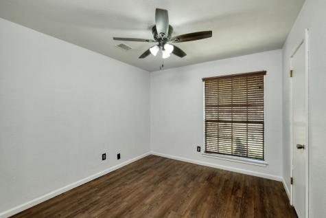 1810 Parkwood Drive Leander TX 78641