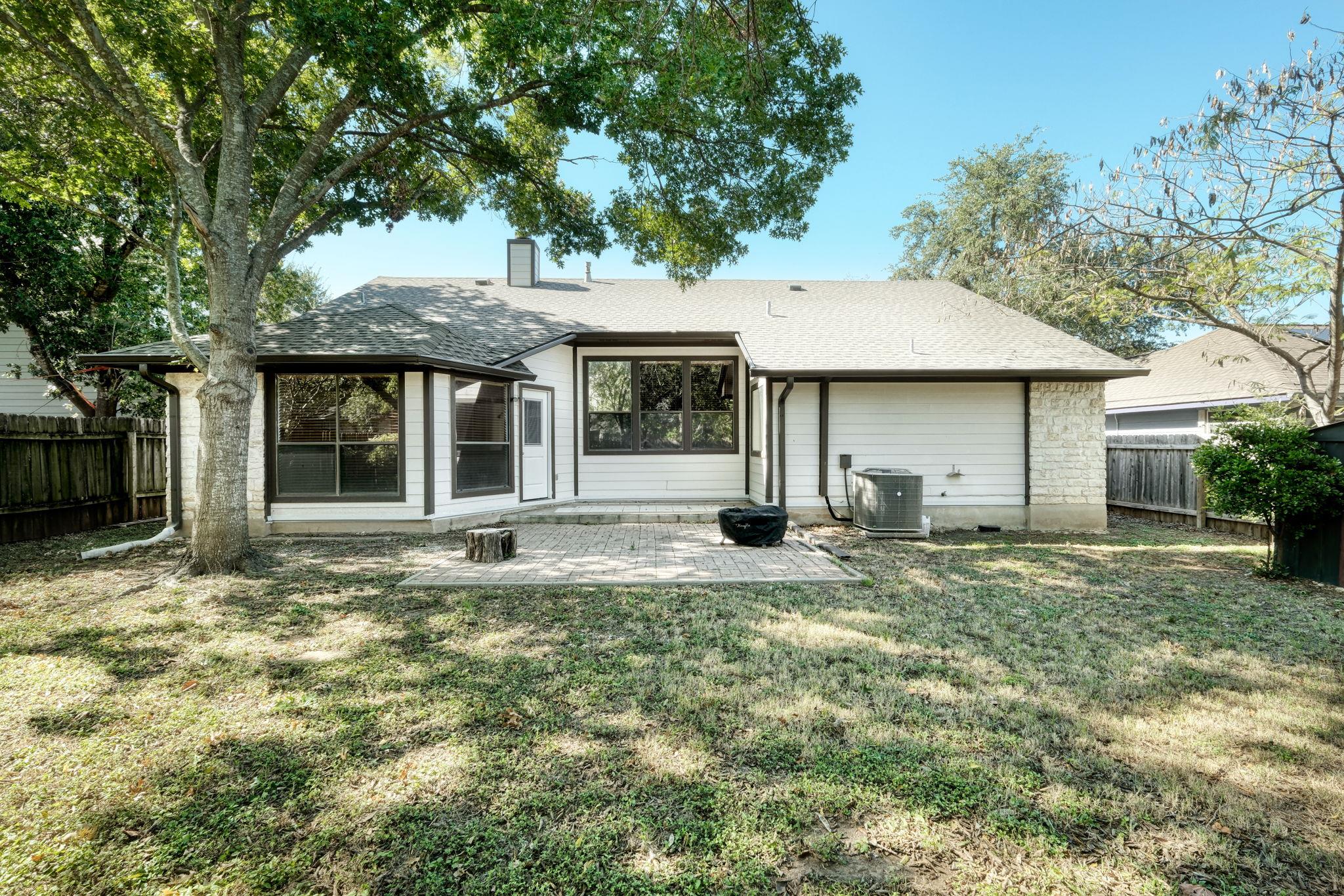 1810 Parkwood Drive Leander TX 78641