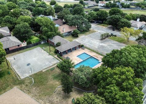 1810 Parkwood Drive Leander TX 78641