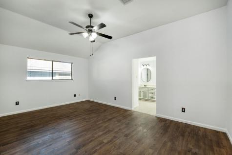 1810 Parkwood Drive Leander TX 78641