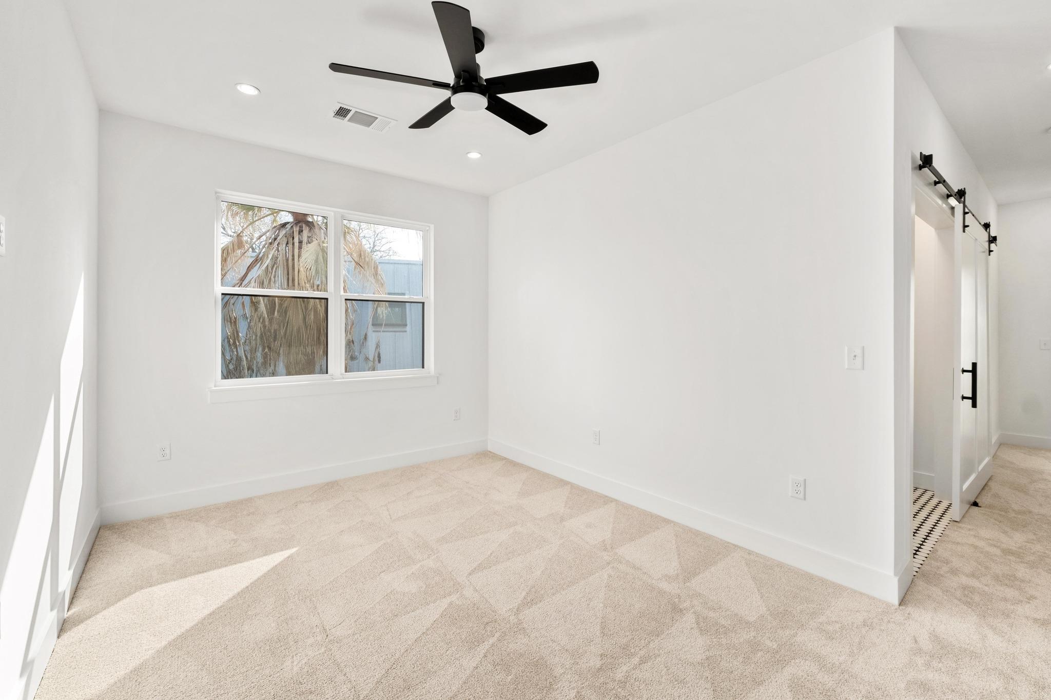 1500 Sylvan Glade Austin TX 78745
