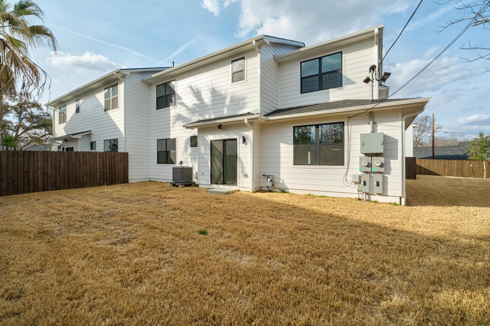 1500 Sylvan Glade Austin TX 78745