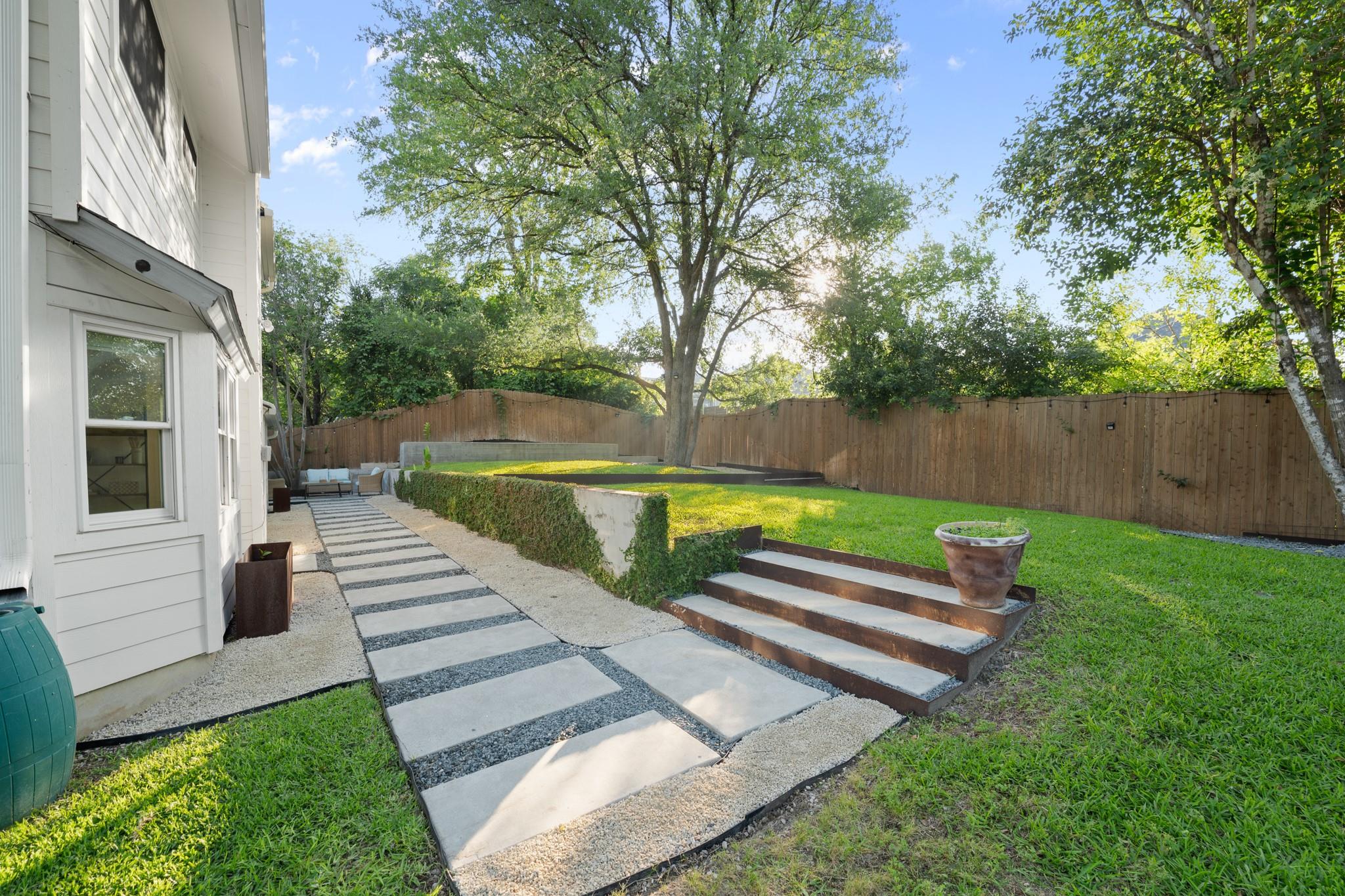 6303 Waynesburg Cove Austin TX 78723