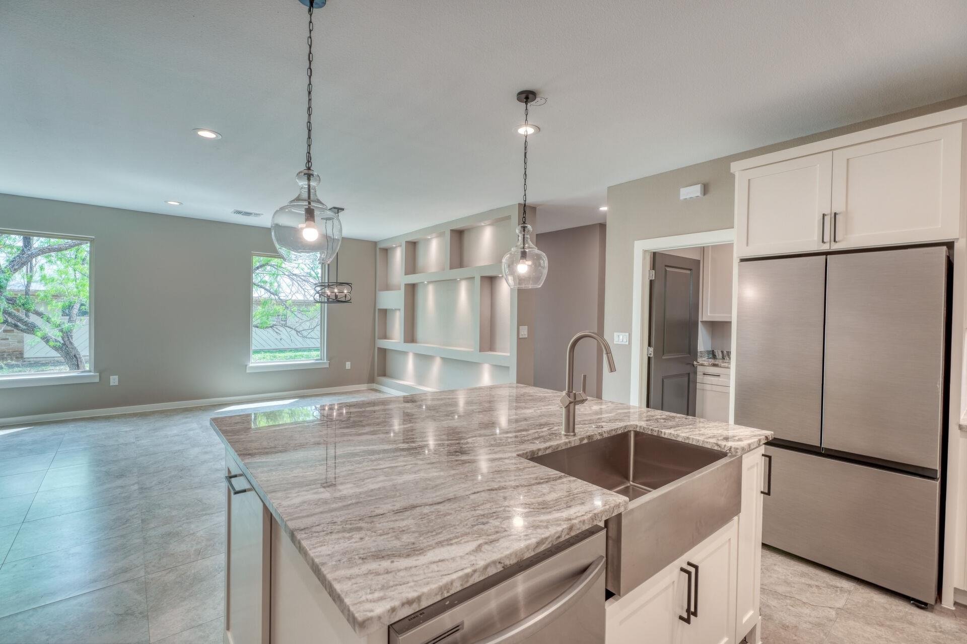 607 Sun Ray Horseshoe Bay TX 78658