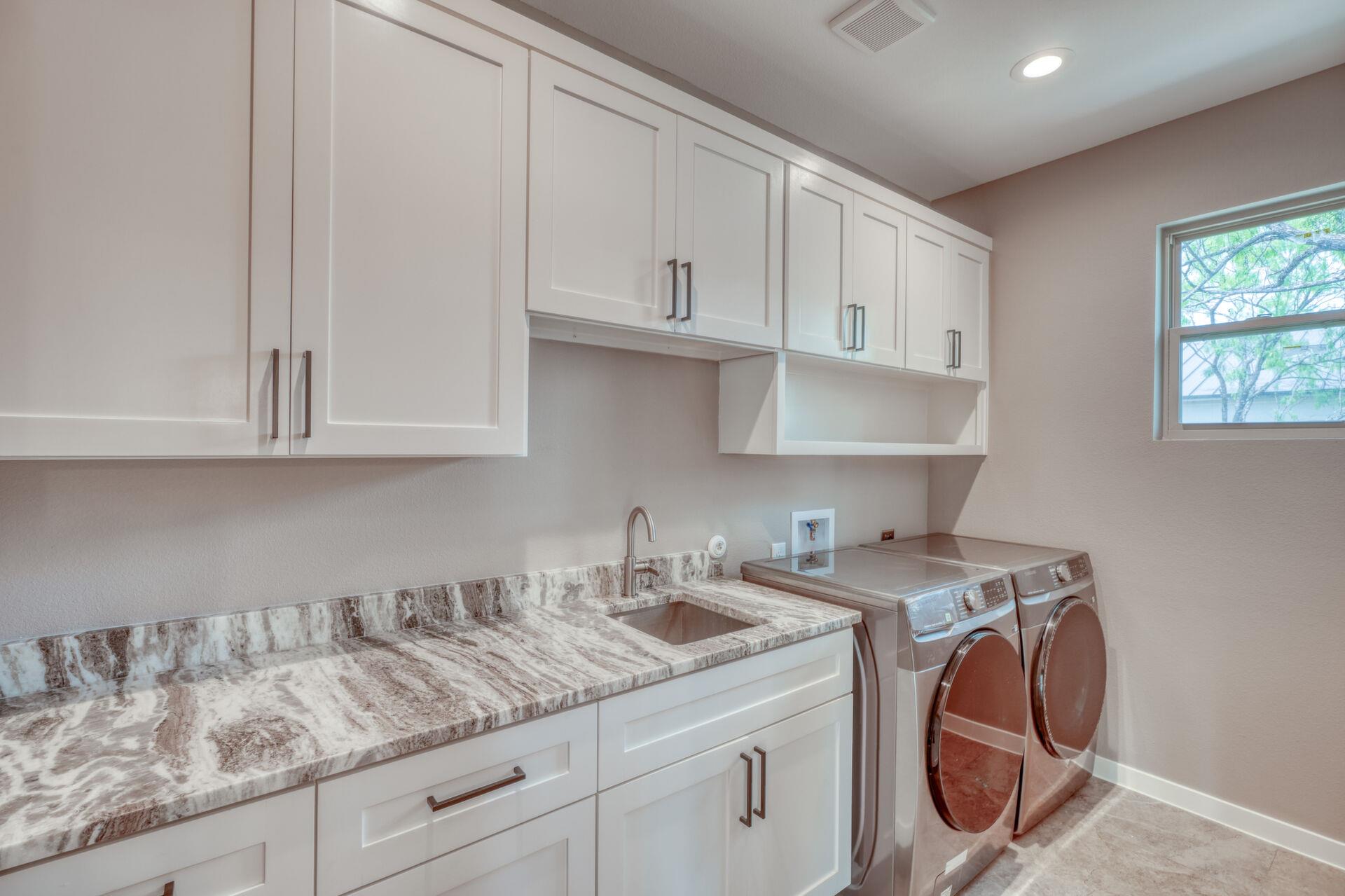607 Sun Ray Horseshoe Bay TX 78658