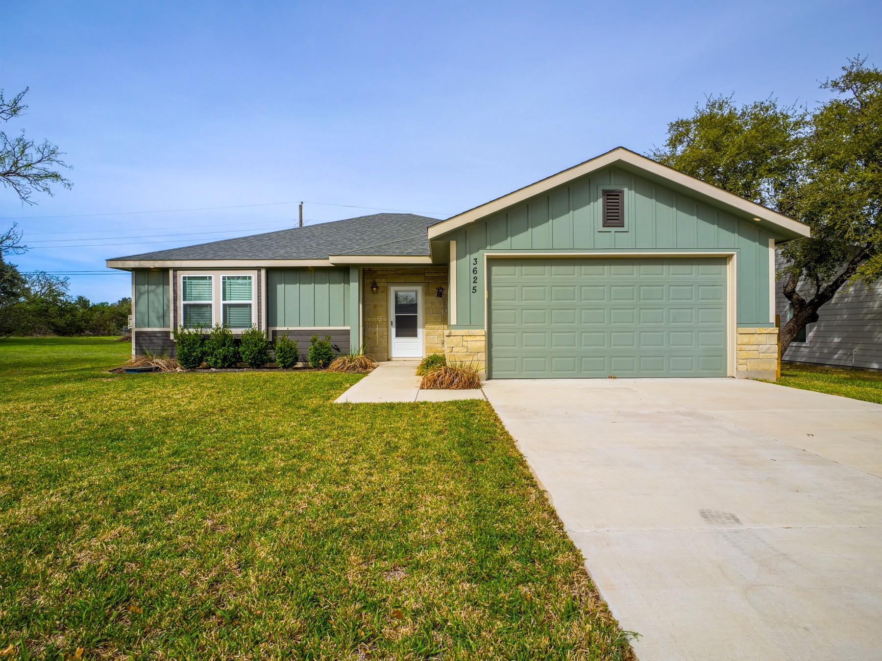 3625 Sagebrush Trail Kingsland TX 78639