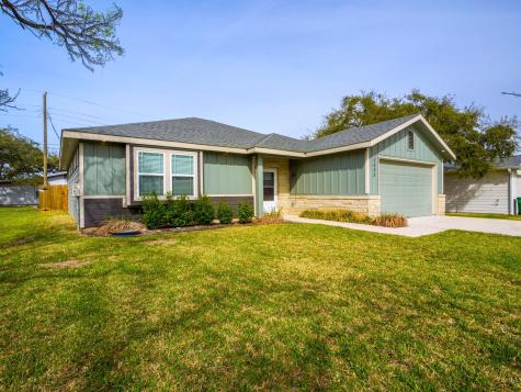 3625 Sagebrush Trail Kingsland TX 78639