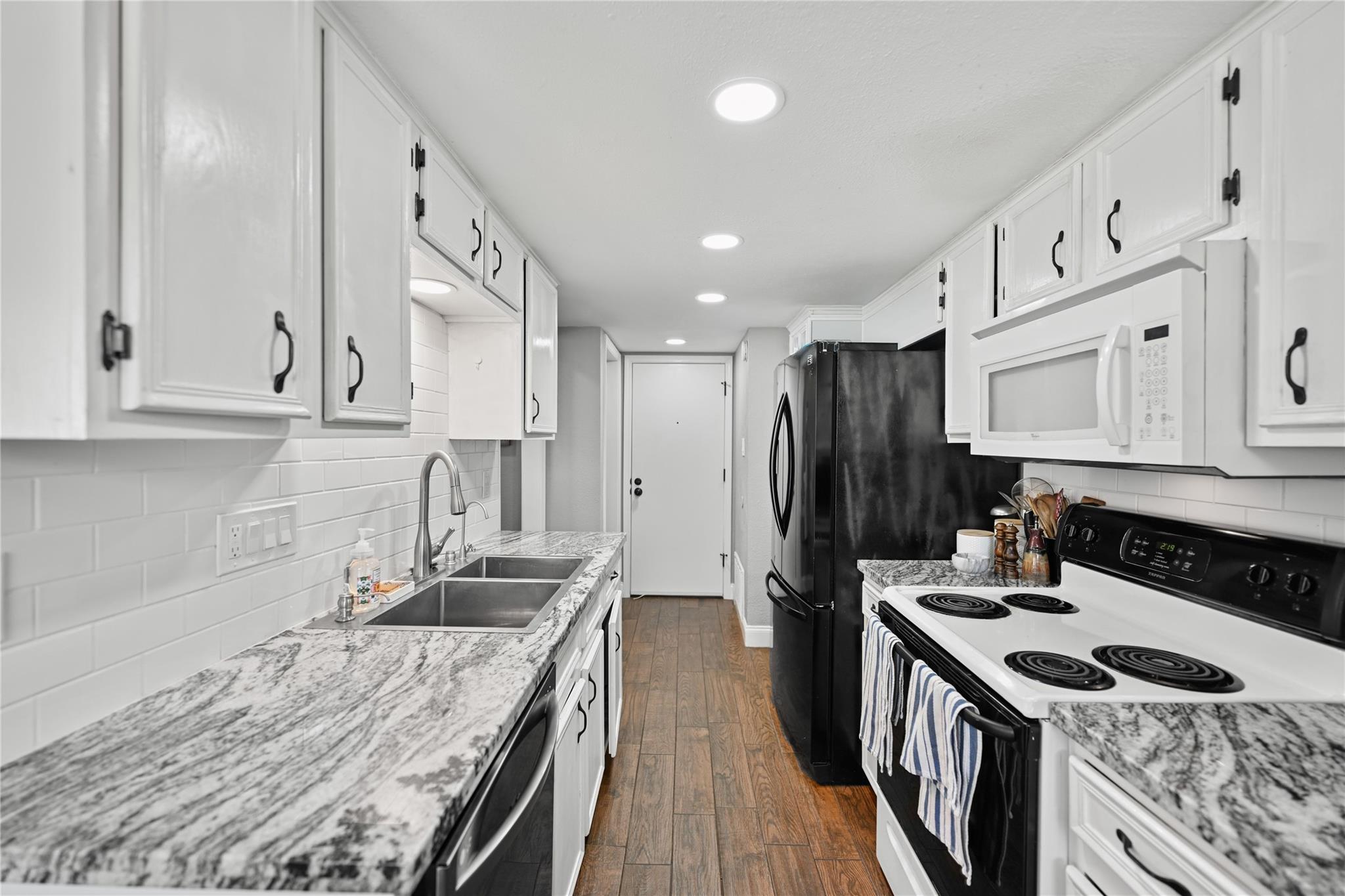 8710 Clearbrook Trail Austin TX 78729