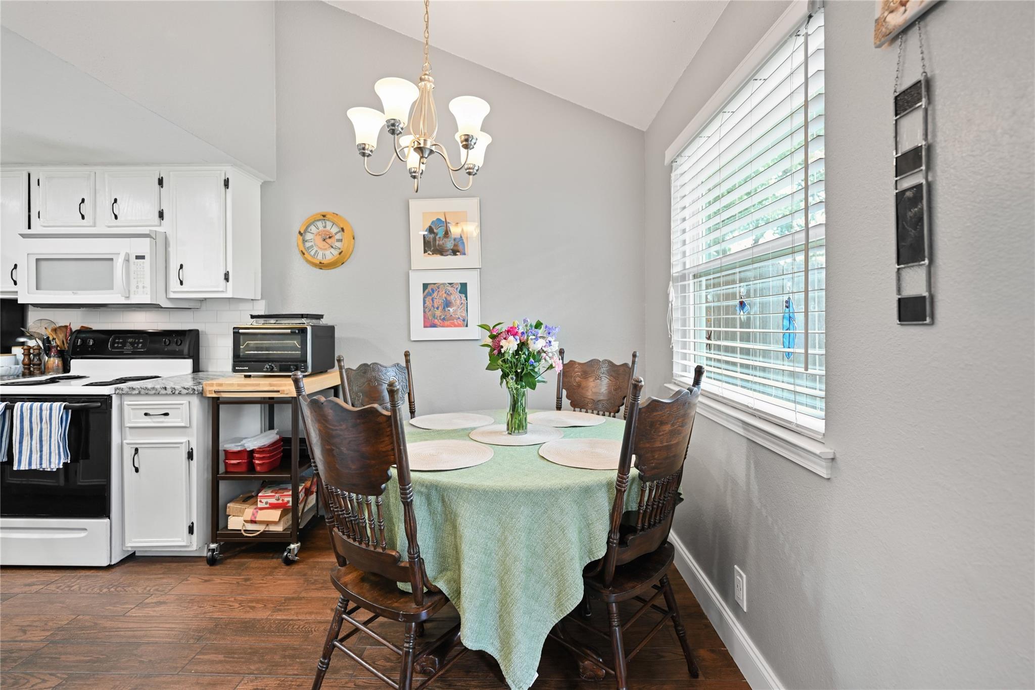 8710 Clearbrook Trail Austin TX 78729