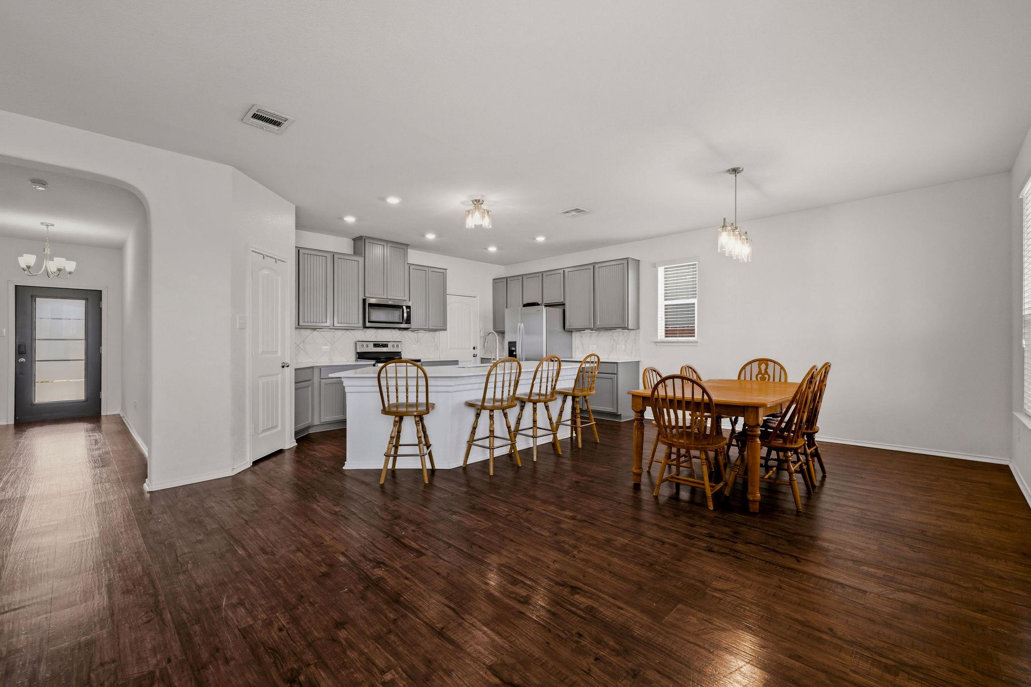 220 Saranac Drive Elgin TX 78621