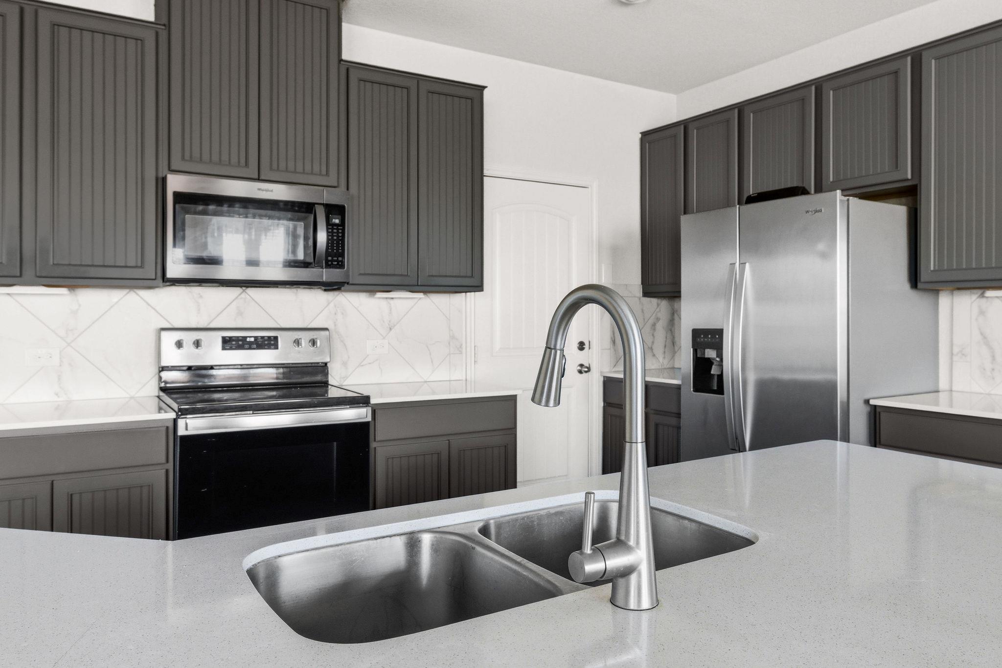 220 Saranac Drive Elgin TX 78621
