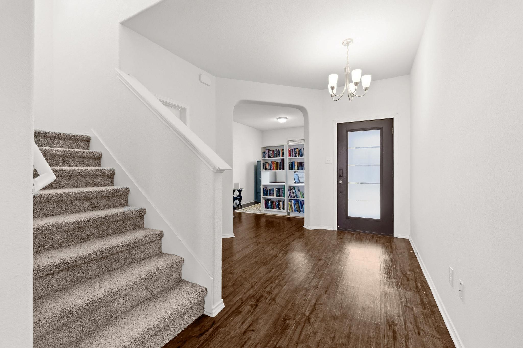220 Saranac Drive Elgin TX 78621