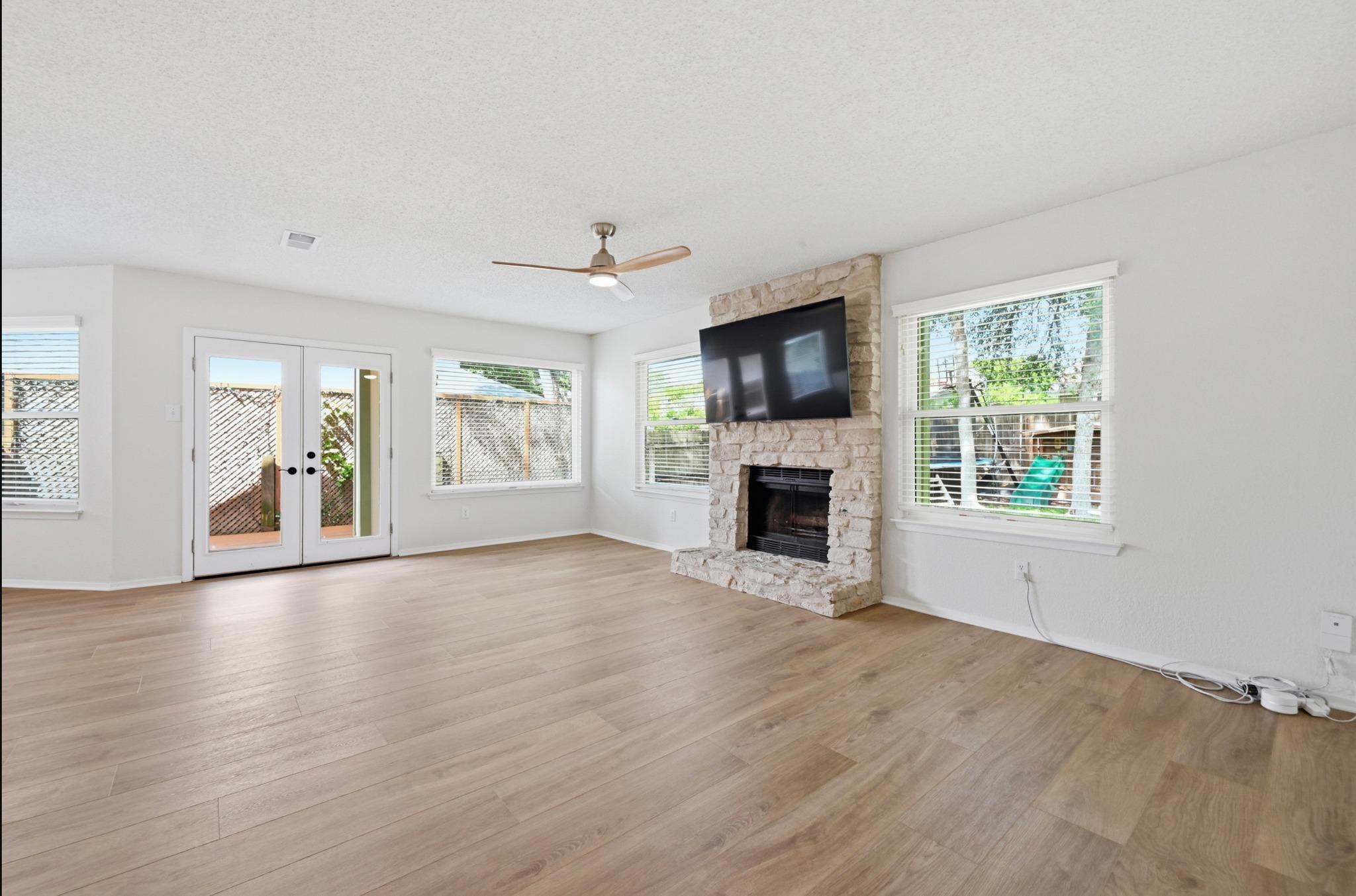 9104 Wagtail Drive Austin TX 78748