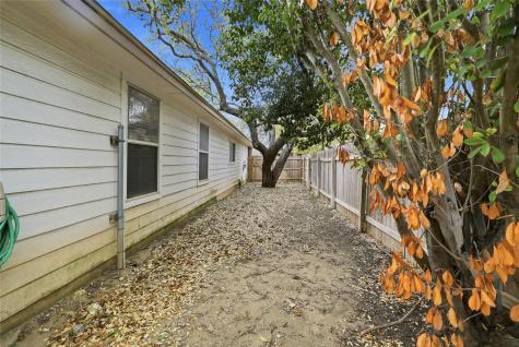 6710 Tezel Oaks San Antonio TX 78250