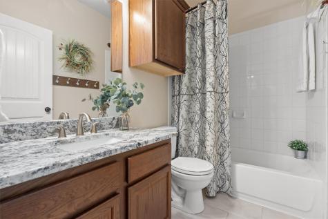 407 W Metcalfe Street Hutto TX 78634