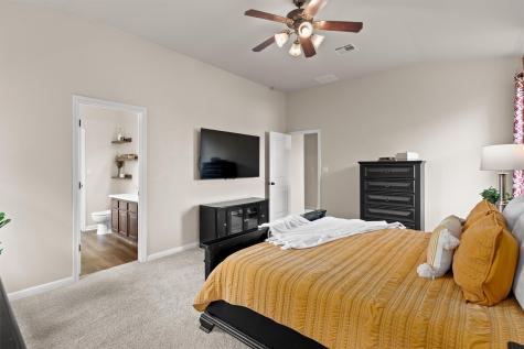 407 W Metcalfe Street Hutto TX 78634