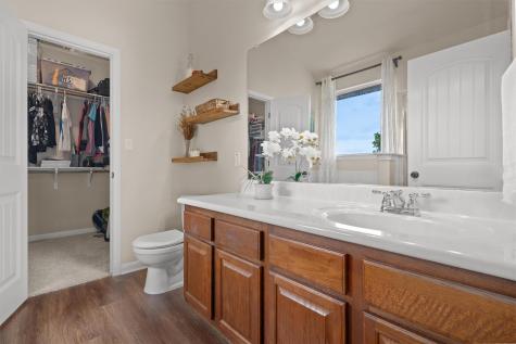 407 W Metcalfe Street Hutto TX 78634