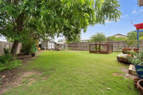 407 W Metcalfe Street Hutto TX 78634
