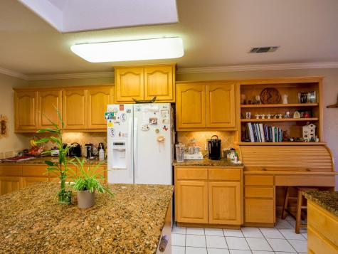 330 Columbine Street Meadowlakes TX 78654
