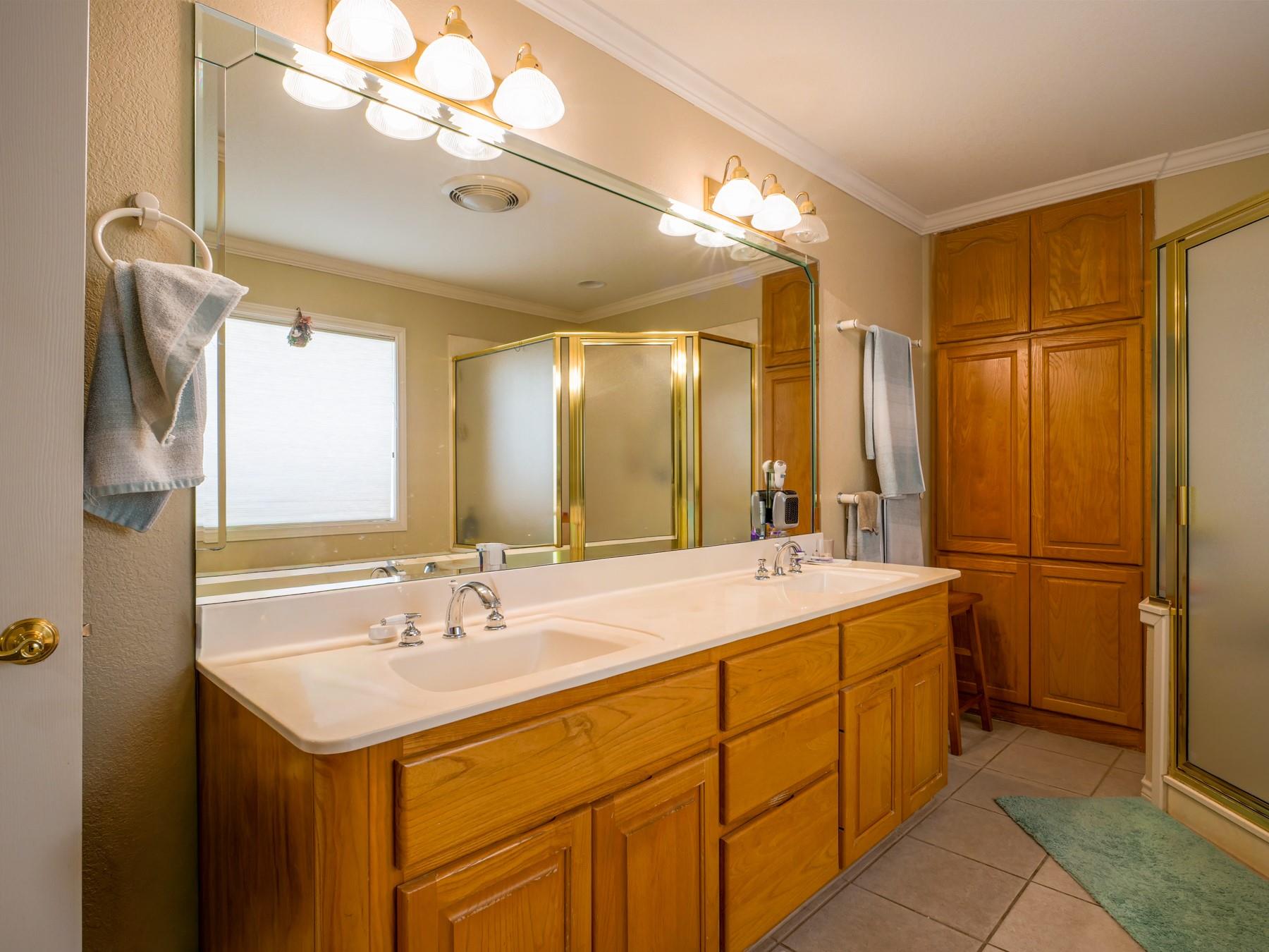 330 Columbine Street Meadowlakes TX 78654