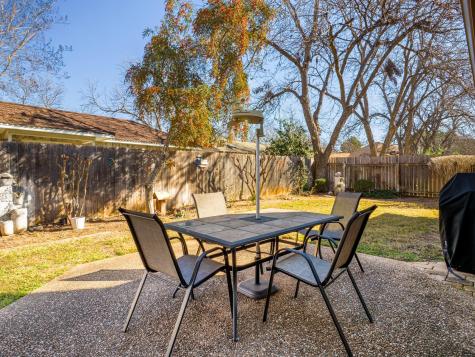 330 Columbine Street Meadowlakes TX 78654