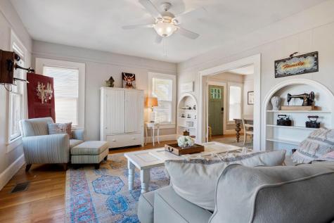 1025 Lake Shore Drive Spicewood TX 78669