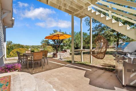1025 Lake Shore Drive Spicewood TX 78669