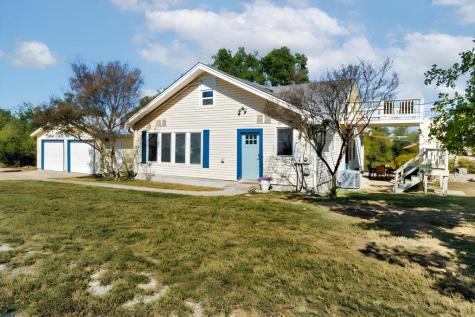 1025 Lake Shore Drive Spicewood TX 78669