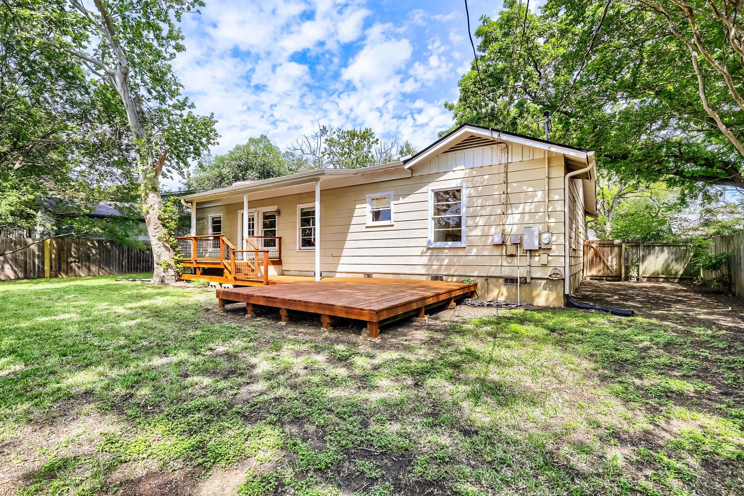 5702 Bull Creek Road Austin TX 78756