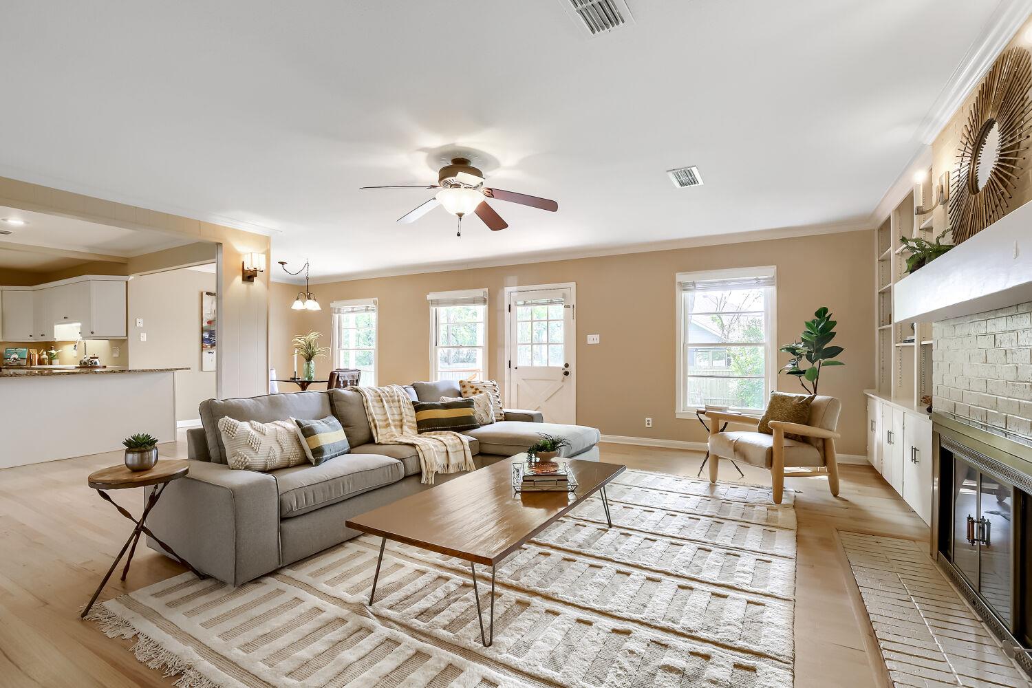 5702 Bull Creek Road Austin TX 78756