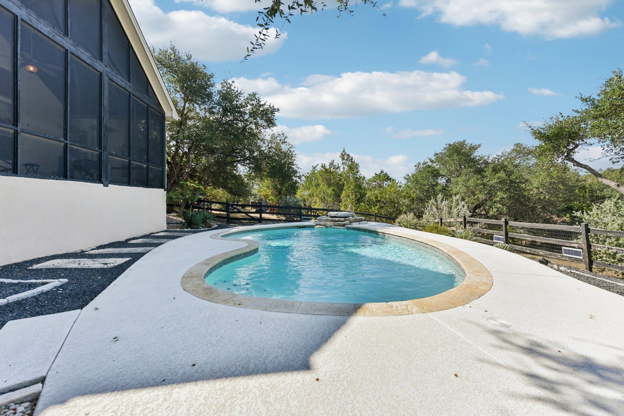 302 High Plains Drive Dripping Springs TX 78620