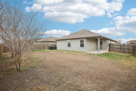 221 Alpha Kyle TX 78640
