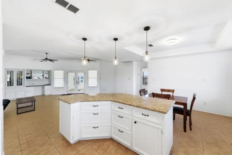 162 Fm 672 Road Dale TX 78616