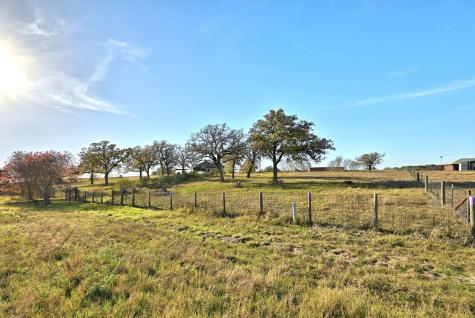 162 Fm 672 Road Dale TX 78616