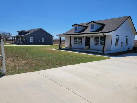 577 County Road 422 Road Stockdale TX 78160