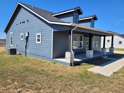 577 County Road 422 Road Stockdale TX 78160