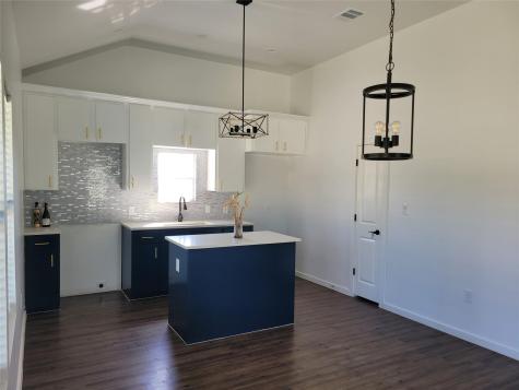 577 County Road 422 Road Stockdale TX 78160