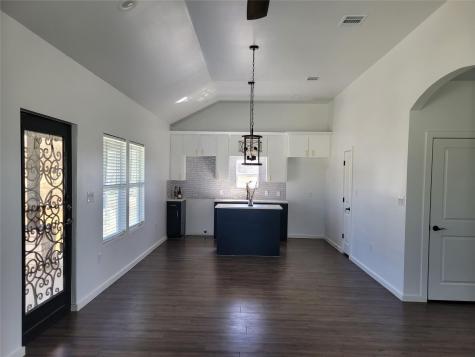 577 County Road 422 Road Stockdale TX 78160