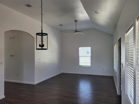 577 County Road 422 Road Stockdale TX 78160