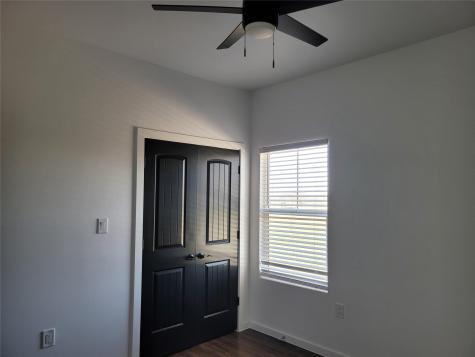 577 County Road 422 Road Stockdale TX 78160