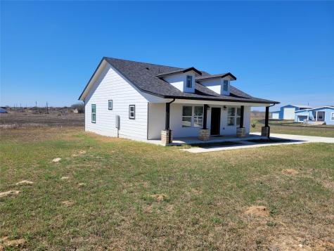 577 County Road 422 Road Stockdale TX 78160